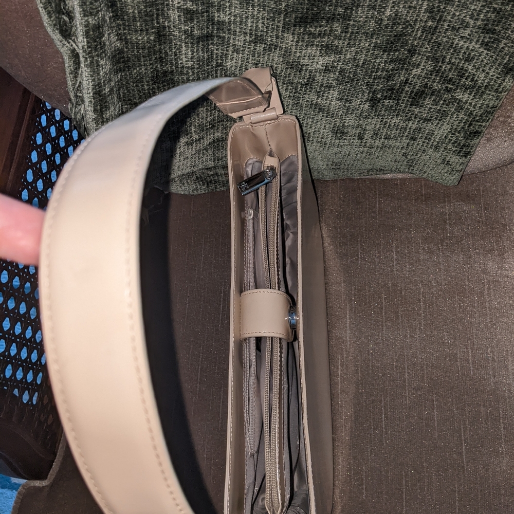 Calvin Klein 90s beige shoulder bag - Picture 6 of 8